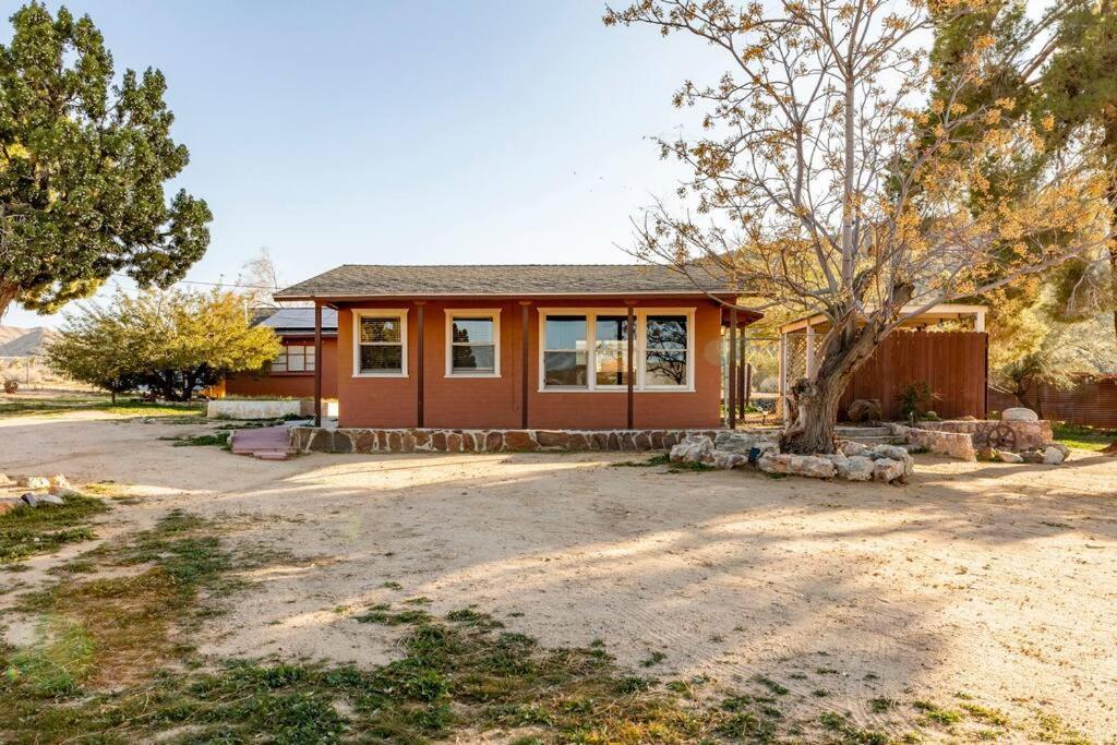 Jt'S Star Catcher Cabin - Hot Tub Yucca Valley Kültér fotó