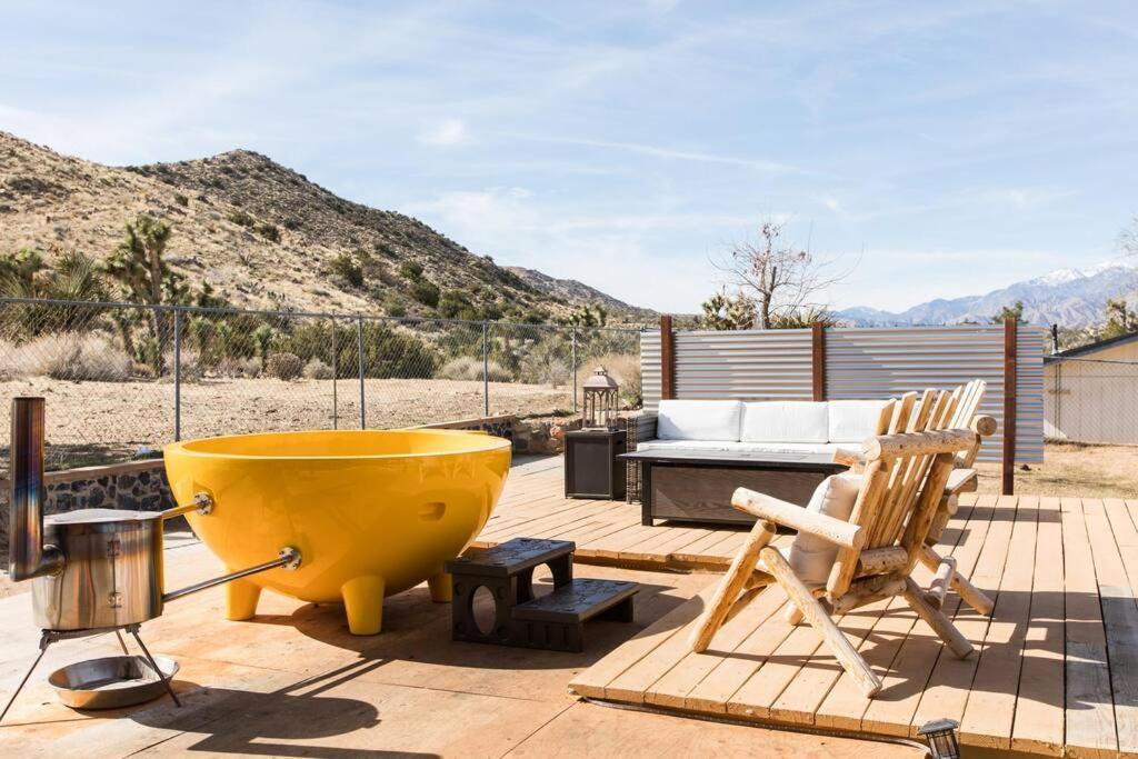 Jt'S Star Catcher Cabin - Hot Tub Yucca Valley Kültér fotó